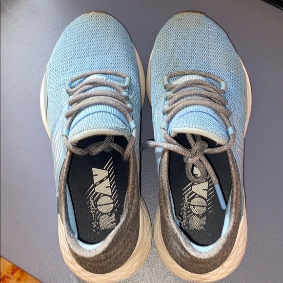 New balance foam roav - Picture 2 of 5